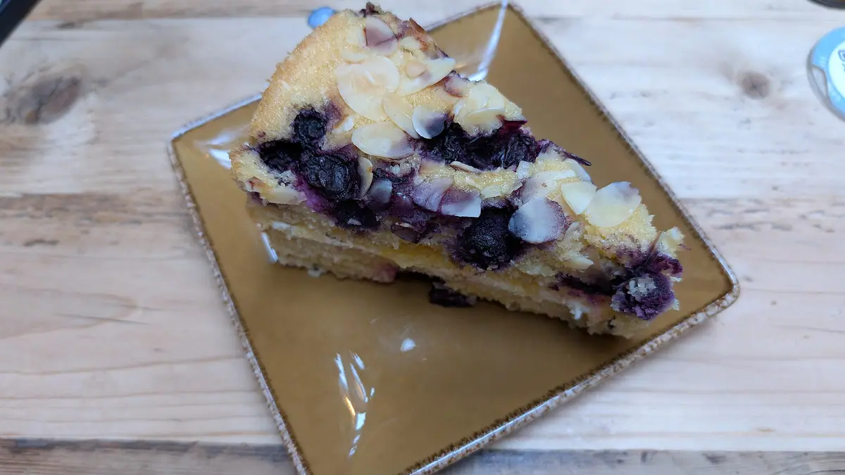 Cecharis Cakes – cake shop in Norton, Stockton-on-Tees